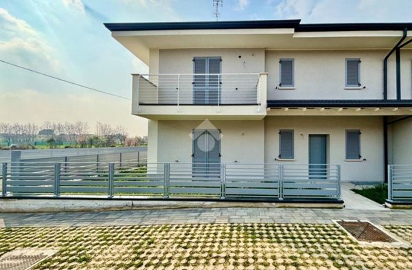 casa indipendente in vendita a Castegnato