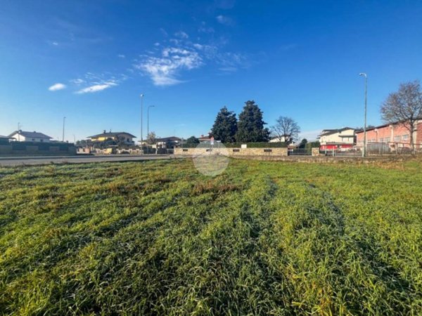 terreno agricolo in vendita a Castelcovati