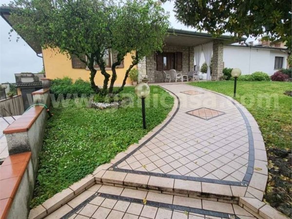 casa indipendente in vendita a Castelcovati
