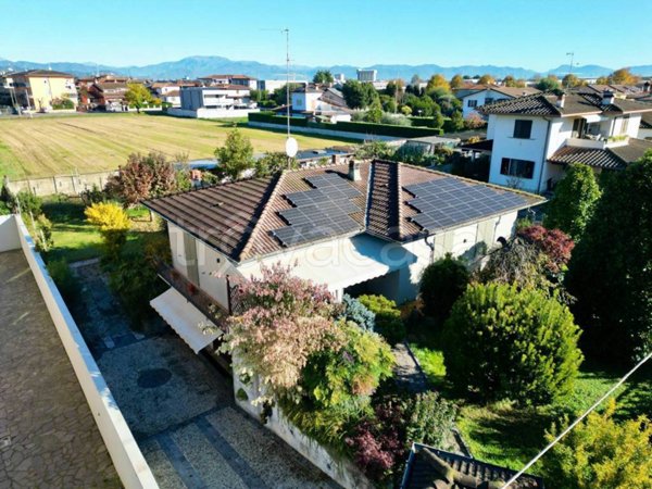 casa indipendente in vendita a Castelcovati