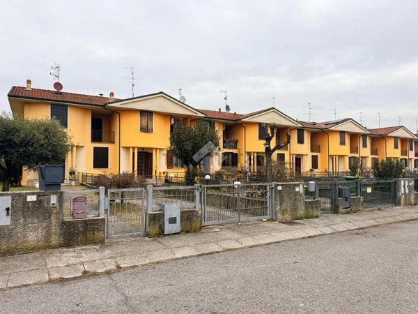casa indipendente in vendita a Castelcovati