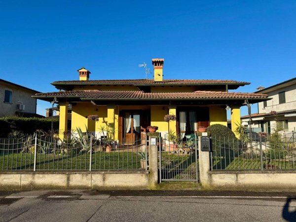casa indipendente in vendita a Castelcovati