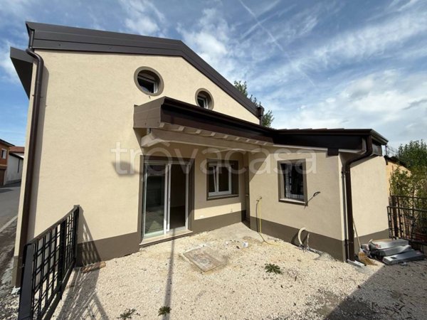 casa indipendente in vendita a Castelcovati