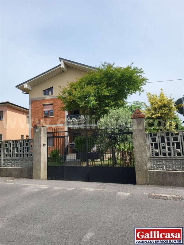 casa indipendente in vendita a Castelcovati