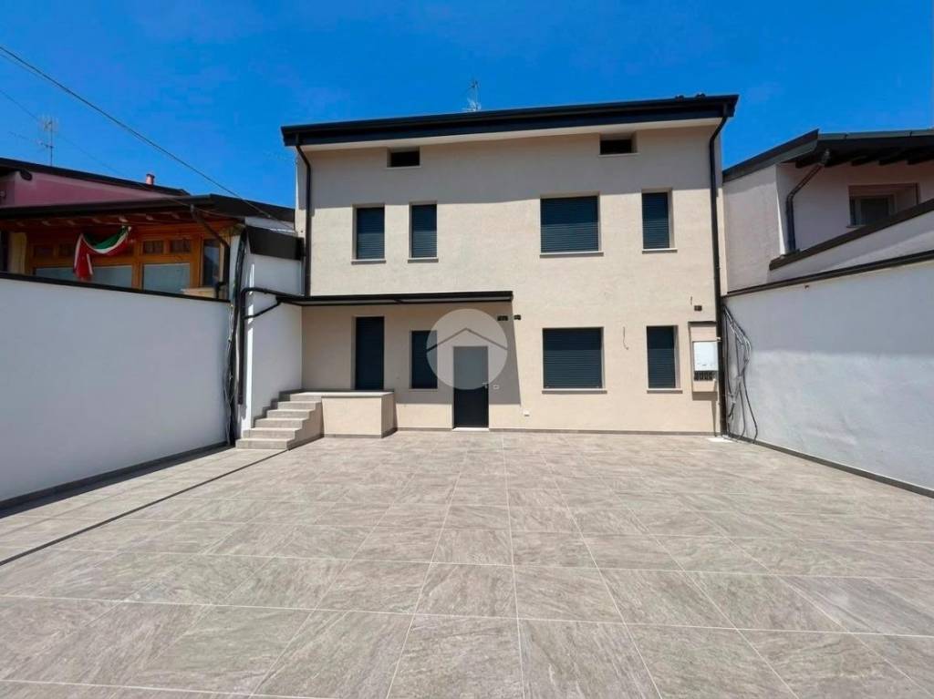 appartamento in vendita a Castelcovati