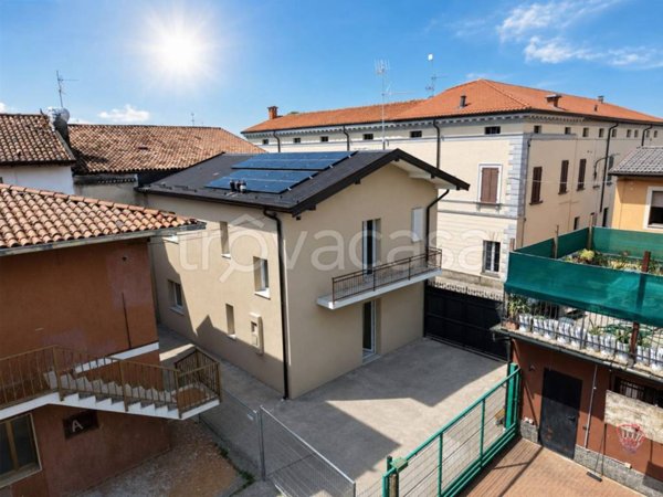 appartamento in vendita a Castelcovati