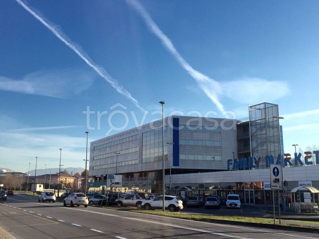 ufficio in vendita a Castel Mella