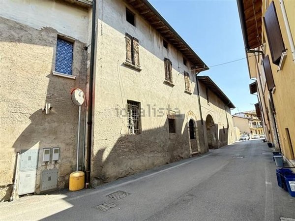 casale in vendita a Castel Mella