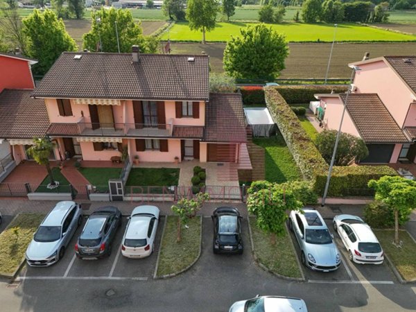 casa indipendente in vendita a Castel Mella