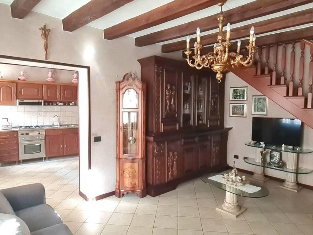 casa indipendente in vendita a Castel Mella