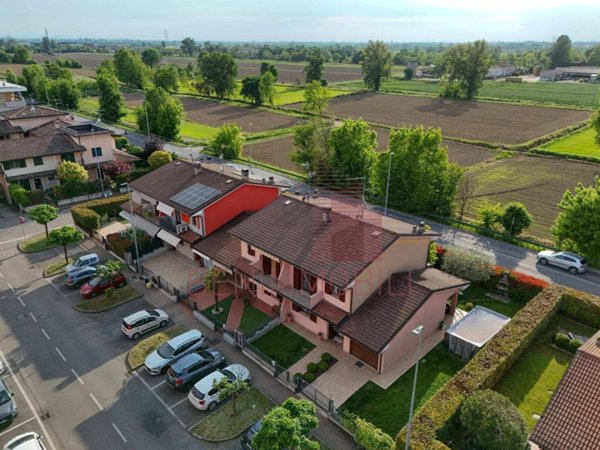 casa indipendente in vendita a Castel Mella