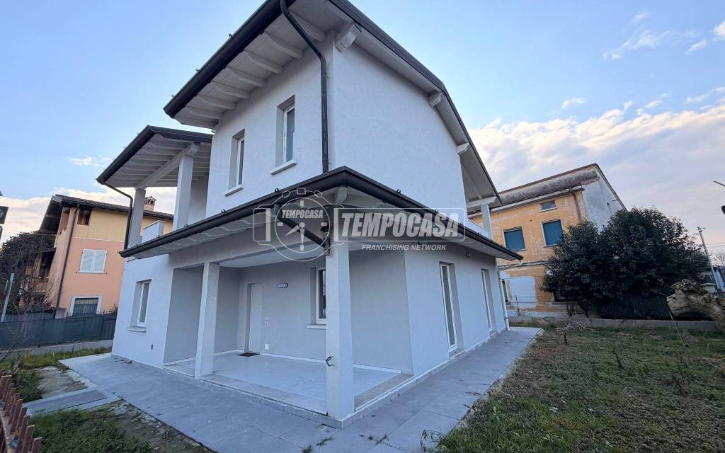 casa indipendente in vendita a Castel Mella