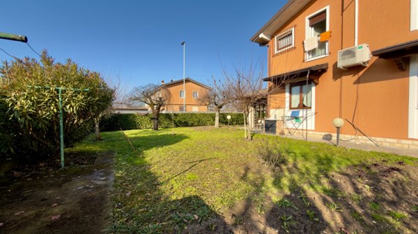 casa indipendente in vendita a Castel Mella