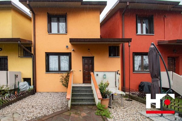 casa indipendente in vendita a Castel Mella