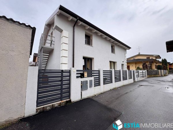 casa indipendente in vendita a Castel Mella