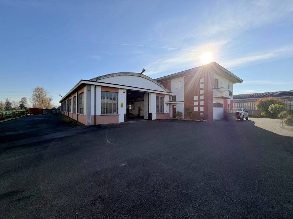 terreno edificabile in vendita a Castel Mella