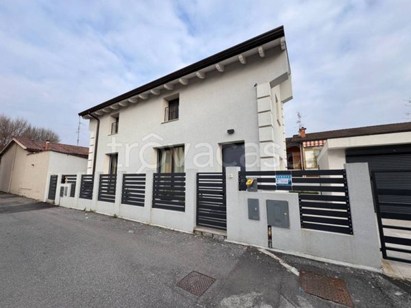 casa indipendente in vendita a Castel Mella