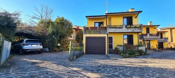 casa indipendente in vendita a Castenedolo
