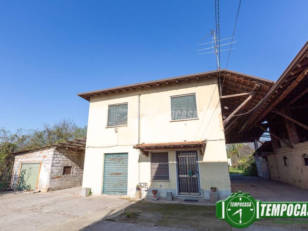 casa indipendente in vendita a Castenedolo