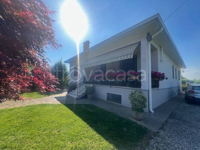 casa indipendente in vendita a Castenedolo in zona Capodimonte