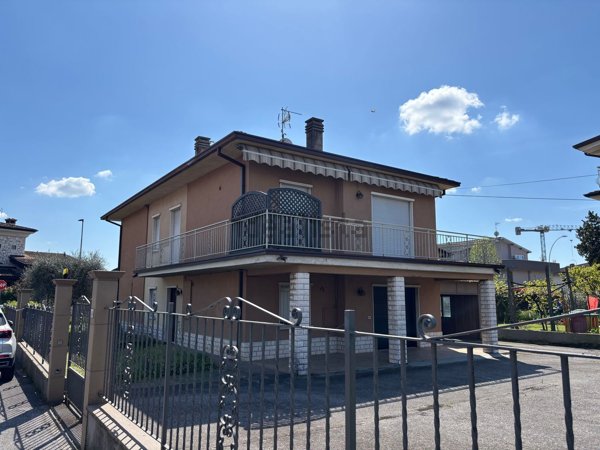 casa indipendente in vendita a Castenedolo