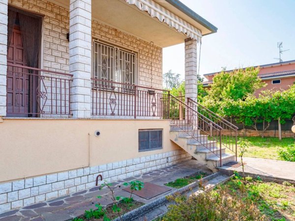casa indipendente in vendita a Castenedolo