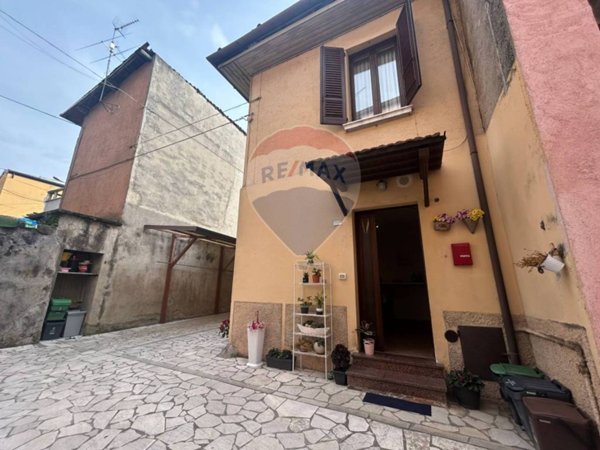 casa indipendente in vendita a Castenedolo