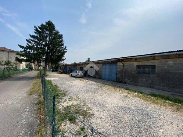 locale commerciale in vendita a Castenedolo