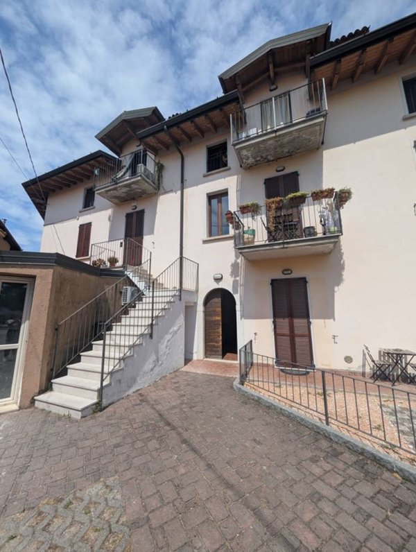 appartamento in vendita a Castenedolo in zona Bettole