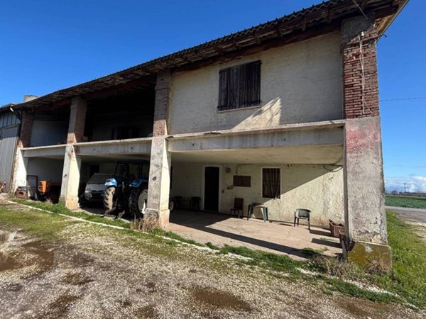 casa indipendente in vendita a Castenedolo