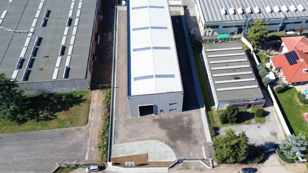 locale commerciale in vendita a Castenedolo in zona Capodimonte