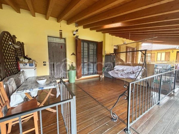 appartamento in vendita a Castenedolo in zona Macina