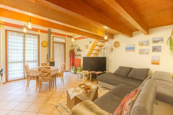 appartamento in vendita a Castenedolo in zona Macina