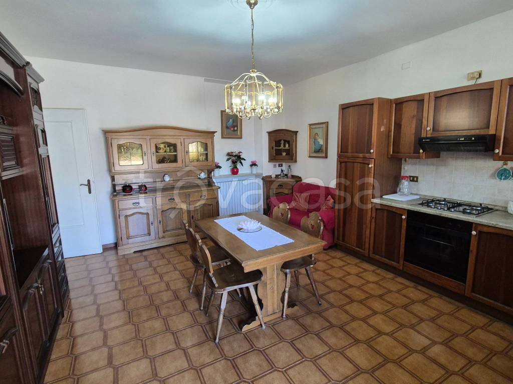 appartamento in vendita a Castenedolo in zona Macina