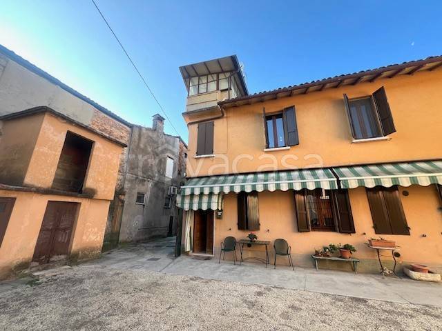 casa indipendente in vendita a Castenedolo