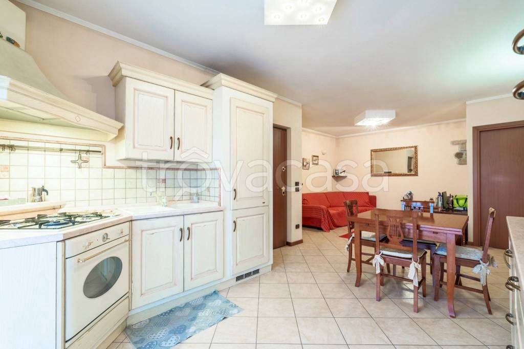 appartamento in vendita a Castenedolo in zona Capodimonte