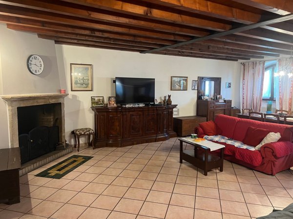 casa indipendente in vendita a Castenedolo in zona Macina