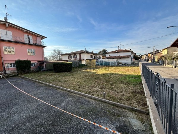 terreno edificabile in vendita a Castenedolo