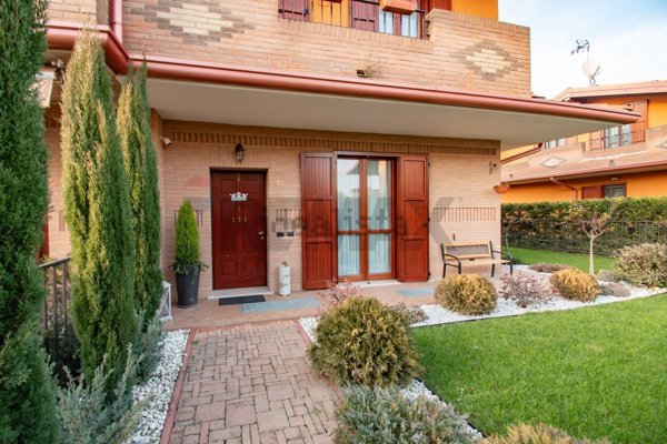 casa indipendente in vendita a Castenedolo