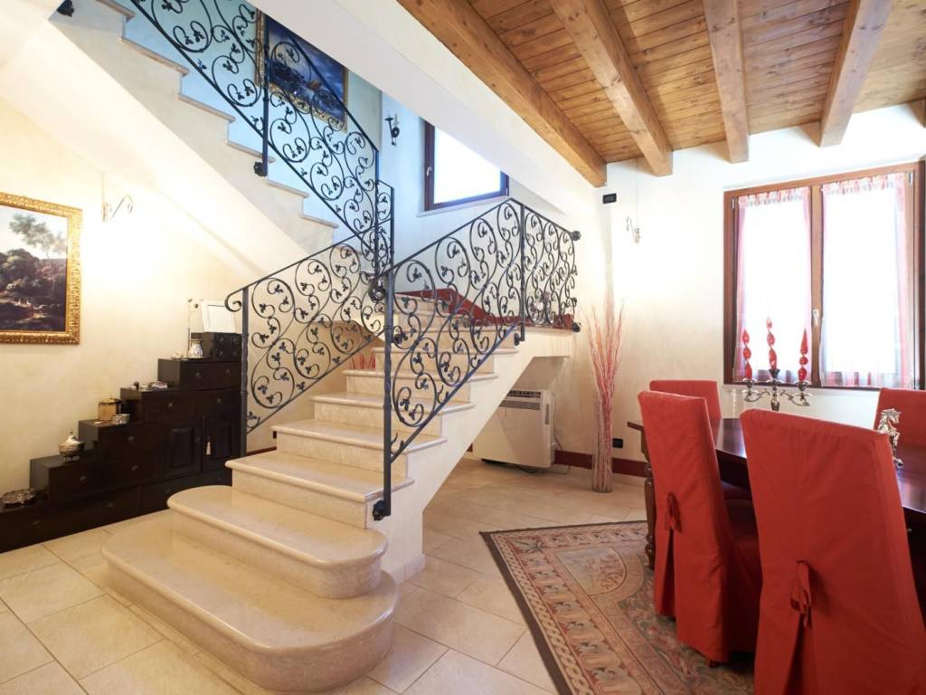casa indipendente in vendita a Castenedolo
