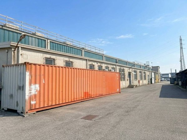 locale commerciale in vendita a Castenedolo in zona Capodimonte