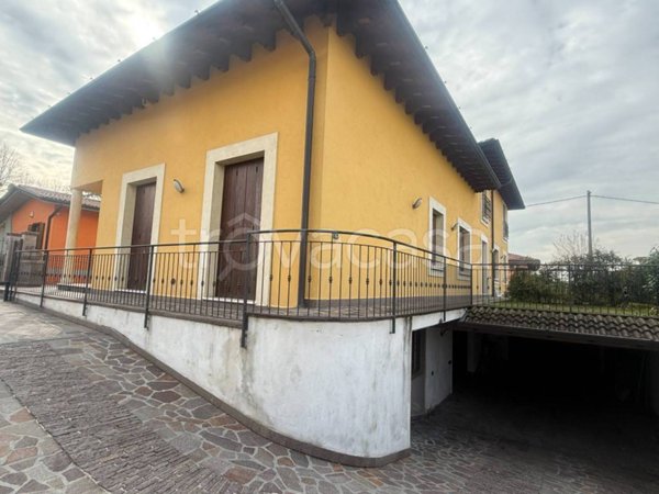 casa indipendente in vendita a Castenedolo