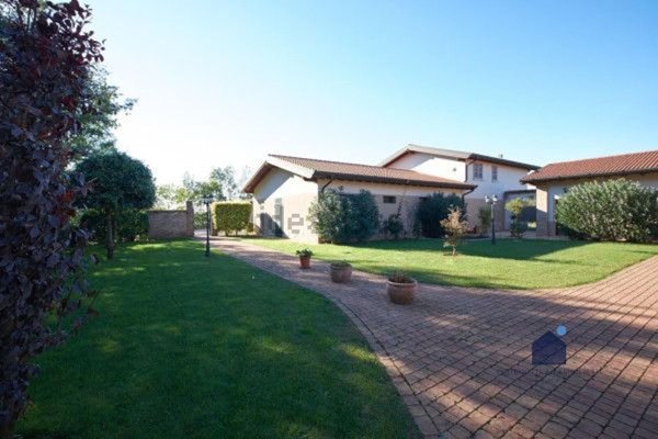 casa indipendente in vendita a Castenedolo