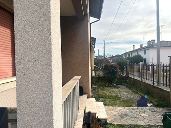 casa indipendente in vendita a Castenedolo