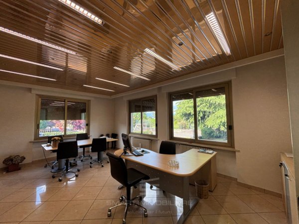 ufficio in vendita a Castenedolo in zona Capodimonte