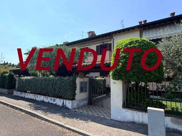 appartamento in vendita a Castenedolo in zona Rodenga-Santa Giustina