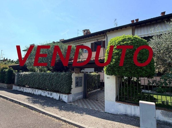 appartamento in vendita a Castenedolo in zona Rodenga-Santa Giustina