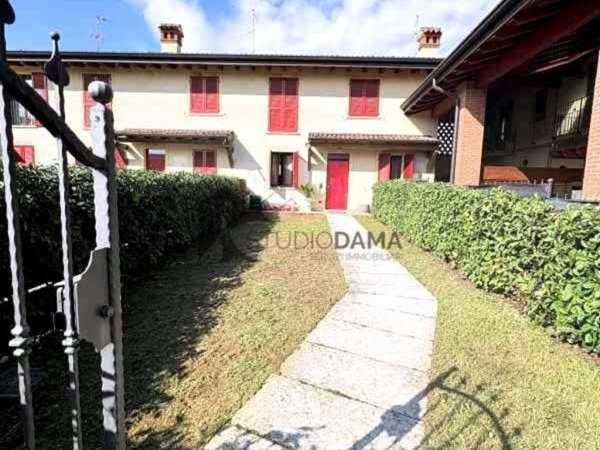 casa indipendente in vendita a Castenedolo in zona Capodimonte