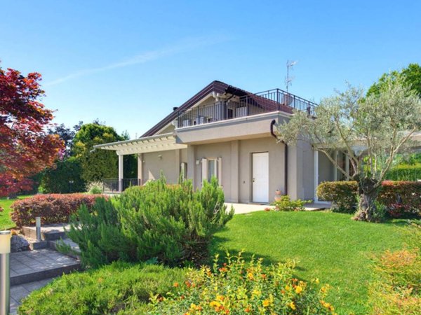 casa indipendente in vendita a Castenedolo