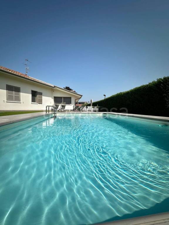 casa indipendente in vendita a Castenedolo in zona Capodimonte